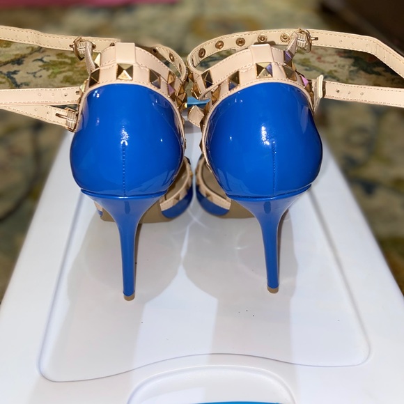 Royal blue heels - Picture 4 of 4